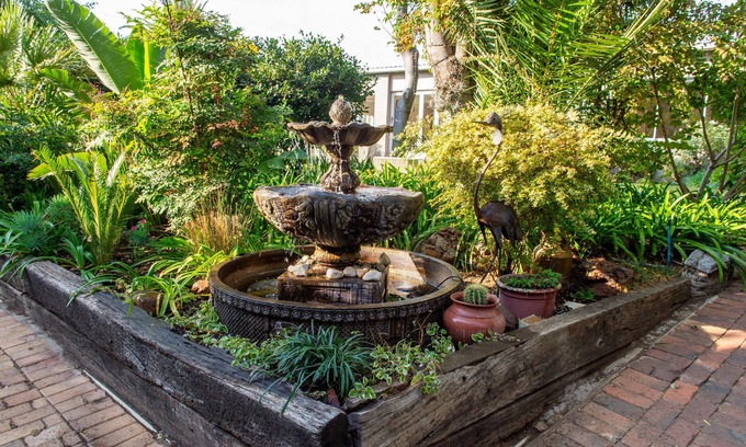 Woodmead Hotel | Discover CedarWoods of Sandton with Pool & Family Amenities