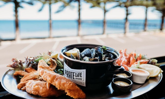 Bonython Hotel | Welcoming Ceduna Foreshore Hotel Motel with Family-Friendly Perks
