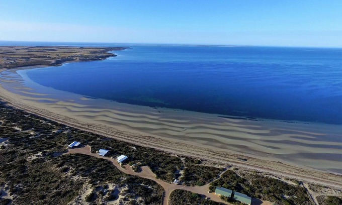 Bonython Villa | Beachfront Villas at Ceduna Shelly Beach: Perfect Ocean Views