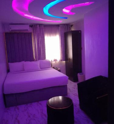 Surulere Hotel | Cee's Place