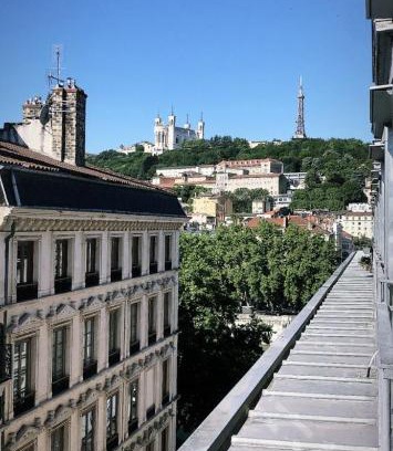 Terreaux - Bat d'argent Apartment | Discover Celect'In Lyon Suites with SkyView Comfort