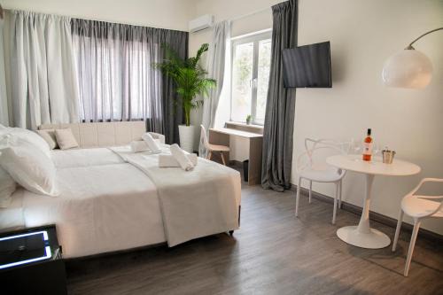 Alimos Hotel | Discover Family-Friendly Comfort at Celia Residence
