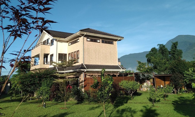 Fenglin Bed & Breakfast | Celine's B&B