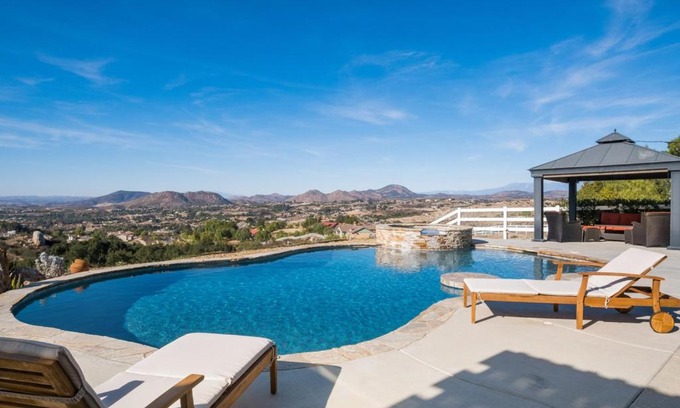 Temecula Villa | Discover Cella Breve Dream: Pet-Friendly Stay with Pool