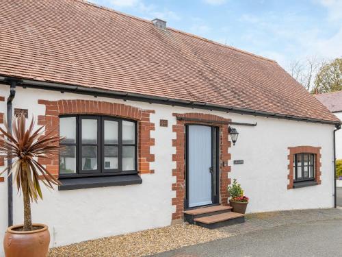 Lydstep House | Relax at Celtic Retreat: Poolside Bliss Awaits You