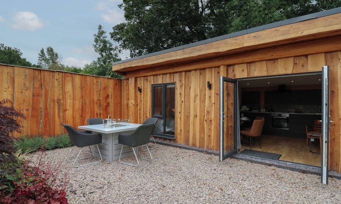 Llangadfan Cottage | CELYN: Pet-Friendly Holiday Cottage with Family Amenities
