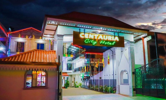 Embilipitiya Hotel | Budget-Friendly Centauria City Hotel with Family Amenities
