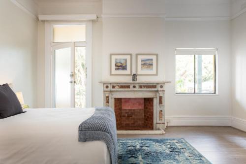 Strathfield Apartment | Convenient 2-Bed Apartment with Private Parking Available