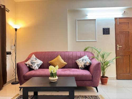 Hyderabad Apartment | Cozy Central 2BHK Apartment - Pet Friendly & Family Ready