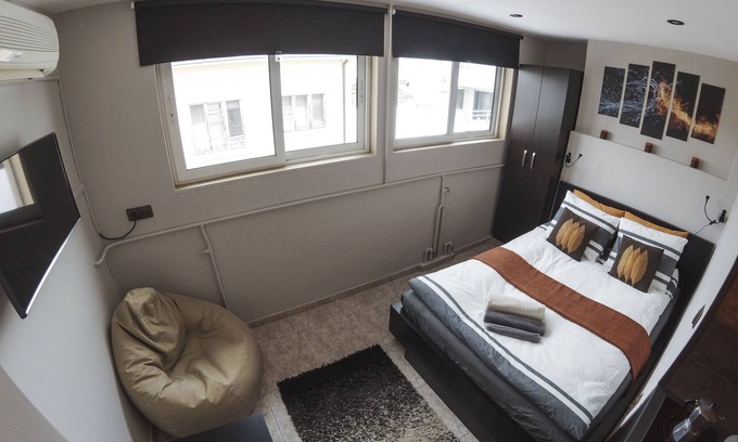 Sofia City Center Apartment | Cozy Central 5 Corners Studio with Kitchen & Breakfast