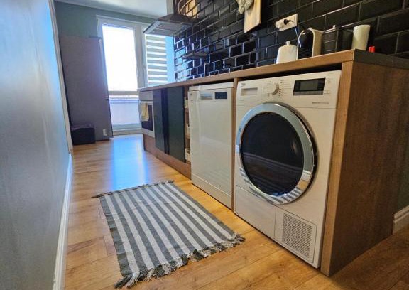 Komarno Apartment | Central Apartman 7: Family & Pet-Friendly Getaway!