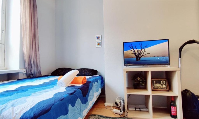 Ullanlinna Apartment | Central Helsinki Apartment: Perfect for Families and Pets