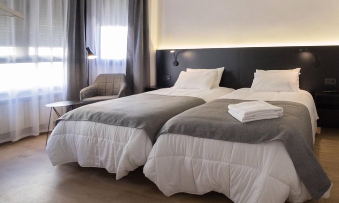 Logrono City Centre Apartment | Modern 2-Bedroom Apartment in Logroño for Families
