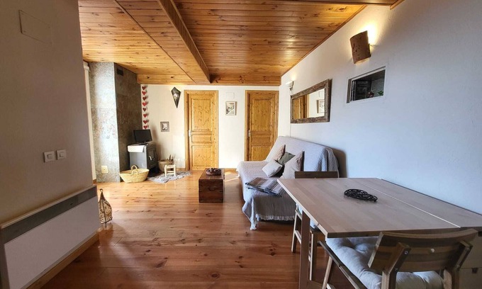 Osseja Apartment | Central Apartment in Ossèja
