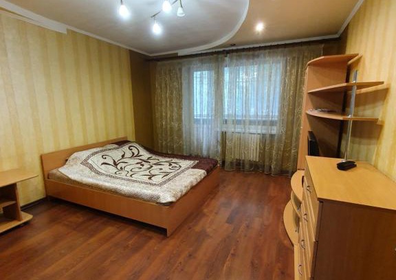 Kaliningrad Apartment | Prime Central Apartment with Hot Tub and 9/10 Guest Rating