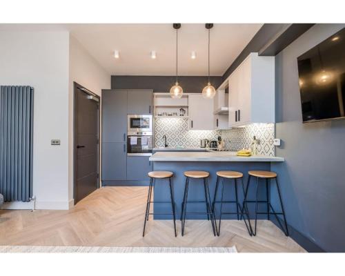 Belfast City Centre Apartment | Comfortable University Street Apartments in Central Belfast