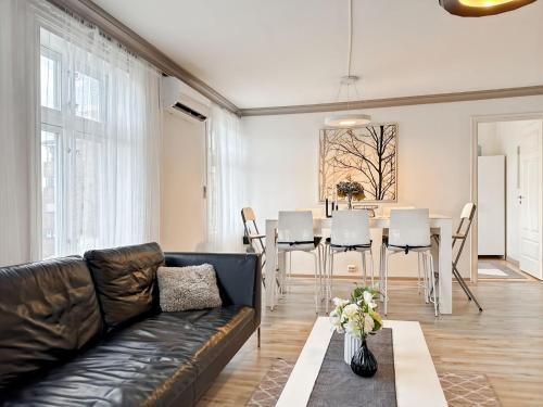Stavanger Apartment | Central Nicolas Apartment Nr6: Family and Pet Friendly Stay