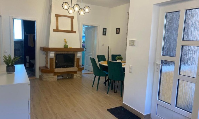 Tirgu Mures Apartment | Delightful Central House with Yard – Family-Friendly Retreat