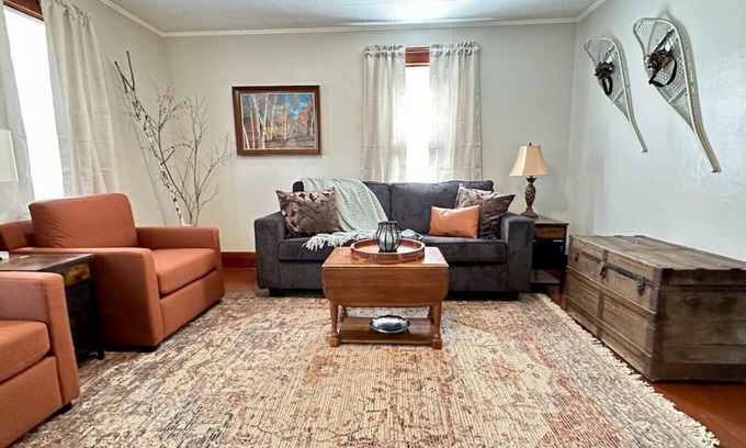 Upper Village Apartment | Prime Location Near Trails with Family & Pet-Friendly Amenities