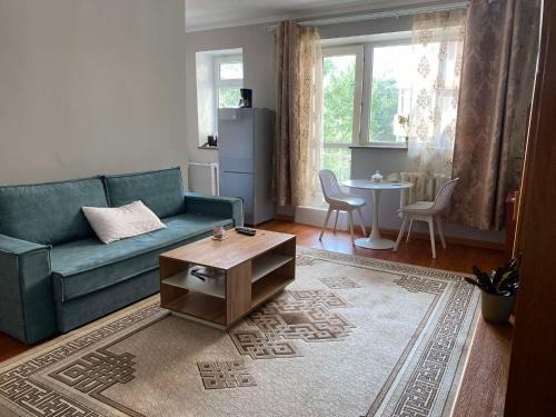 Chingeltei Apartment | Central Haven: Cozy Retreat for Families and Pets