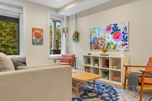Park View House | Central DC 5-BR Townhome - Walk to METRO-rail