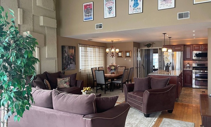 North End House | Prime Location with Two Living Rooms & Pet-Friendly Stay!