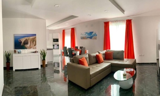 Mgarr Apartment | Convenient Modern Apartment Near Golden Bay - 9.3/10 Rated