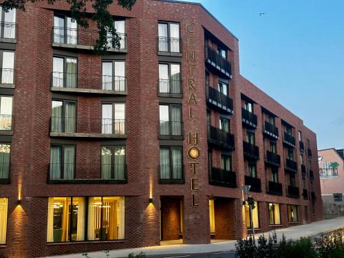 Flensburg Hotel | Pet-Friendly Central Hotel with Breakfast & High Guest Ratings