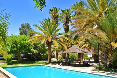 Omaruru Hotel | Comfortable Central Hotel Omaruru with Pool & Breakfast