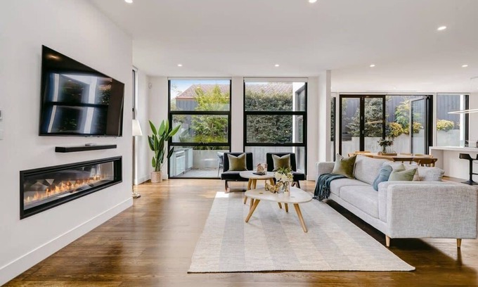 Camberwell House | Discover Central House: Family-Friendly Stay in Camberwell