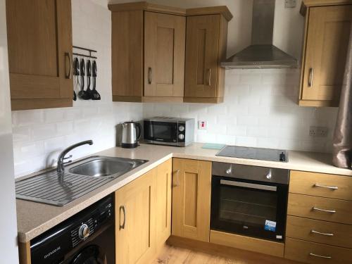 Lisburn Apartment | Cozy Central Lisburn Duplex with Breakfast & Family-Friendly Perks