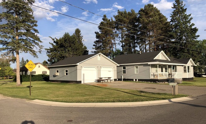 Tawas City House | Ideal Oceanfront Retreat: Pet-Friendly, Steps from Beach