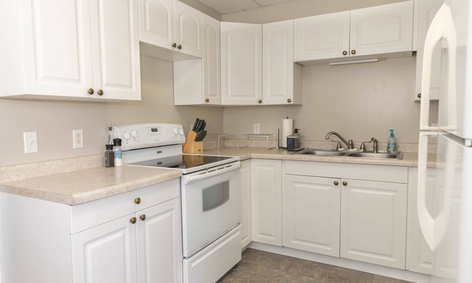 Superior House | Convenient Retreat: Cozy 4BR with Backyard & Smart TV