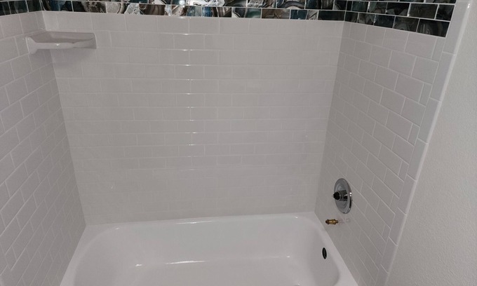 Hodgin House | Convenient Stay Near Balloon Fiesta Park with Pet-Friendly Amenities