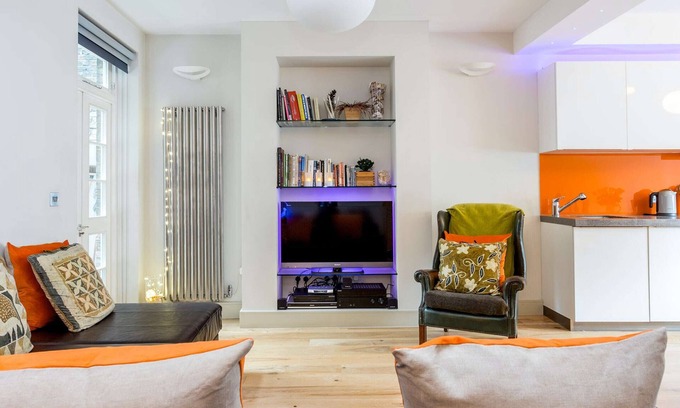 Waterloo Apartment | Ideal 2 Bedroom Garden Flat in Central London’s Southbank