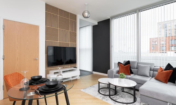 Central Milton Keynes Apartment | Ideal MK 1 Bed Apartment with Parking for Families