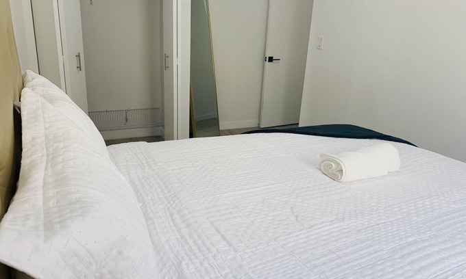 Liberty City Apartment | Modern Miami Apartment near Wynwood with Great Amenities