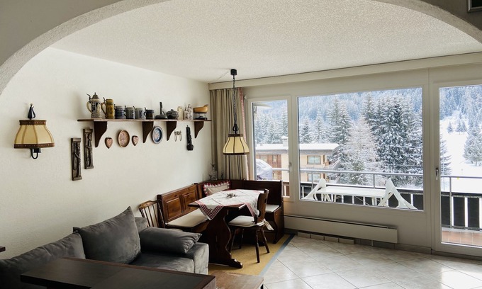 Meierhof House | Ideal Mountain-View Studio with Golf Course Access
