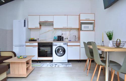 Oradea House | Central Nest parcare inclusa by Summer Smile