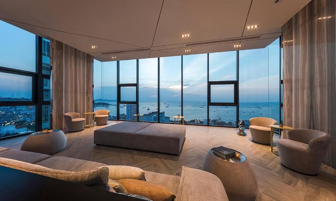 Central Pattaya Apartment | Oceanfront Condo in Central Pattaya with Scenic Views