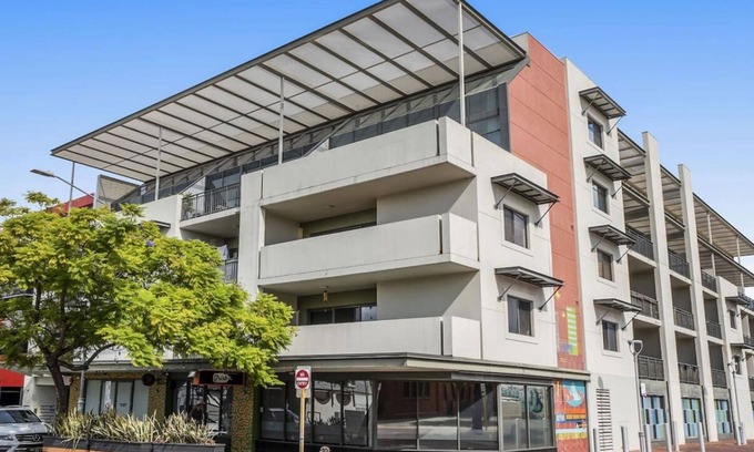 Northbridge Apartment | Central Perth city penthouse apt in Northbridge