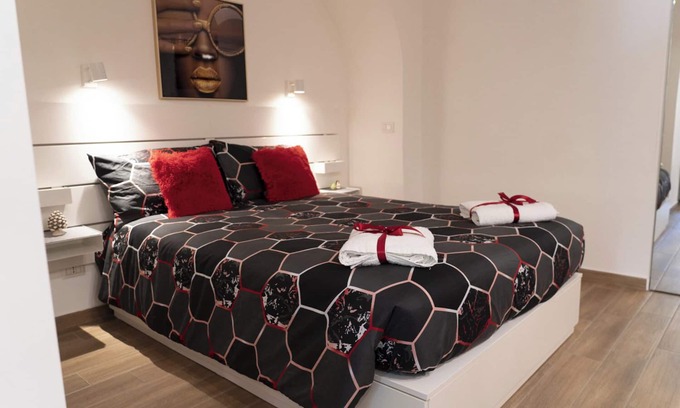 Borgo-Sanzio Apartment | Central Solutio Suite + Self Check-in Late