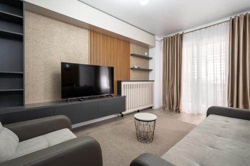 Sector 5 Apartment | Central Spacious Apartment 224