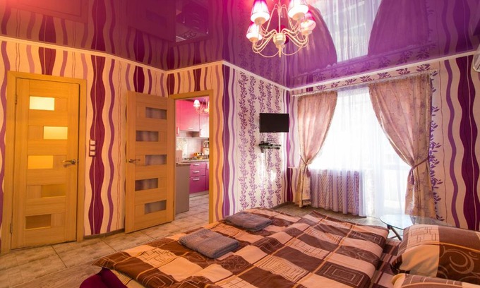 Kherson Apartment | Exceptional Stay at Central Supermarket Apartment - 10/10 Rating