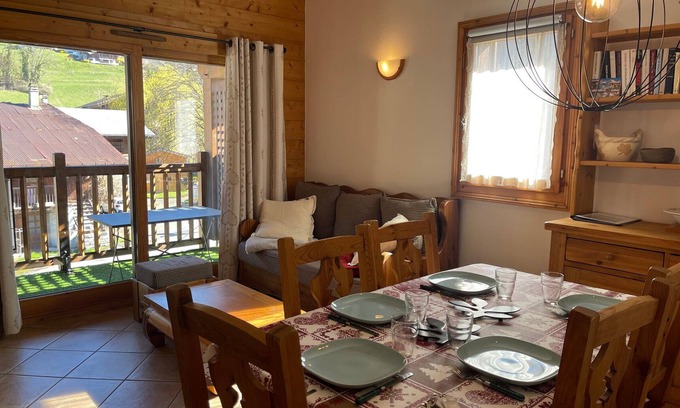 Samoens Apartment | Family-Friendly Apartment Samoëns with Spa and Kitchen