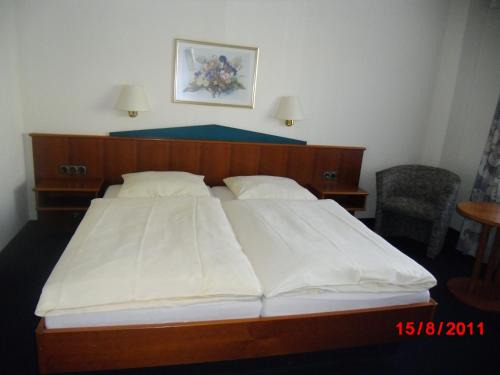 West Hotel | Family-Friendly Centralhotel Ratingen with Great Ratings