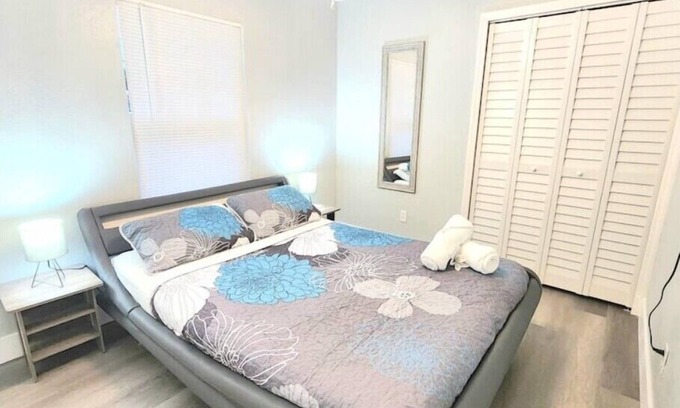 Holden-Paramore House | Conveniently Located Hotel Near Downtown Orlando!