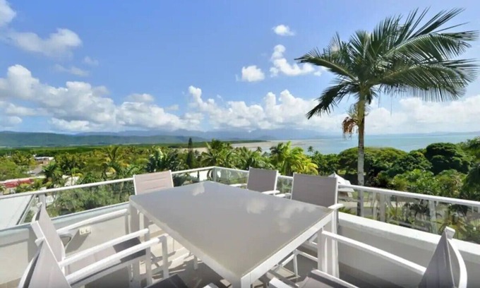 Port Douglas Apartment | Modern Artist's Studio with Oceanfront Views & Spa Access