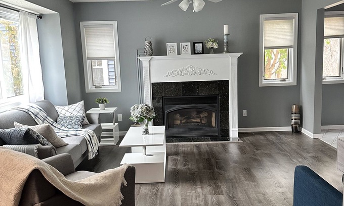 Richfield House | Prime Location in Richfield: Minutes from MOA and Dining