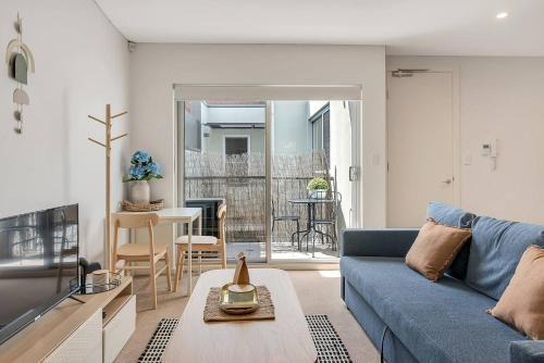 Pyrmont Apartment | Convenient Pyrmont Paradise with Family-Friendly Patio